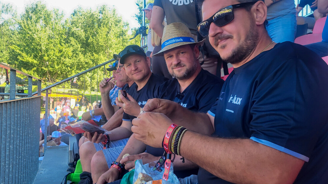 Krapf AG Blog NOS Silbersponsoring Tribüne