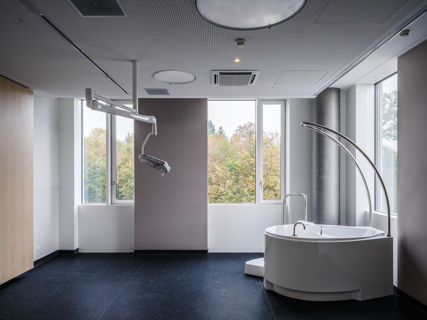 Krapf AG Referenz Kantonsspital Baden Gebärsaal