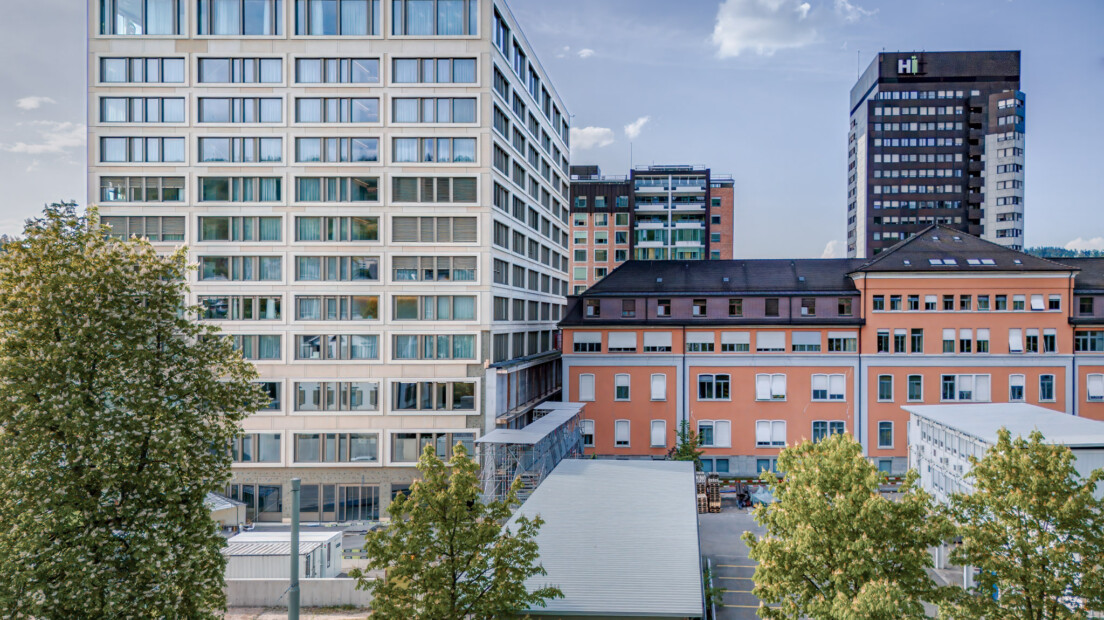 Krapf AG Referenz Kantonsspital SG Haus 07a Aussenansicht (5)