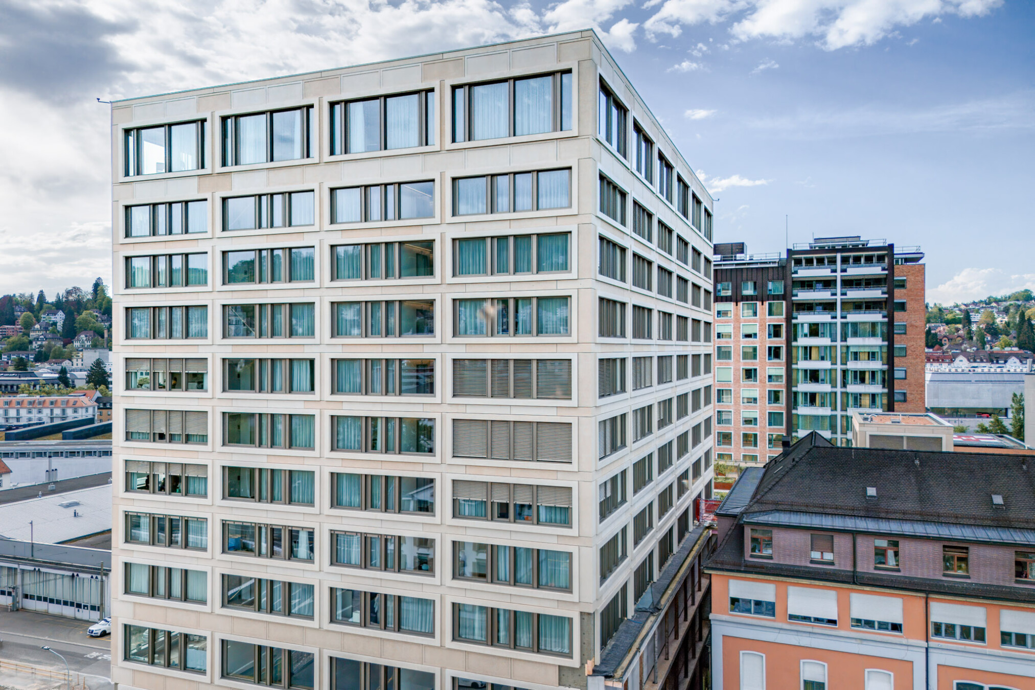 Krapf AG Referenz Kantonsspital SG Haus 07a Aussenansicht (8)