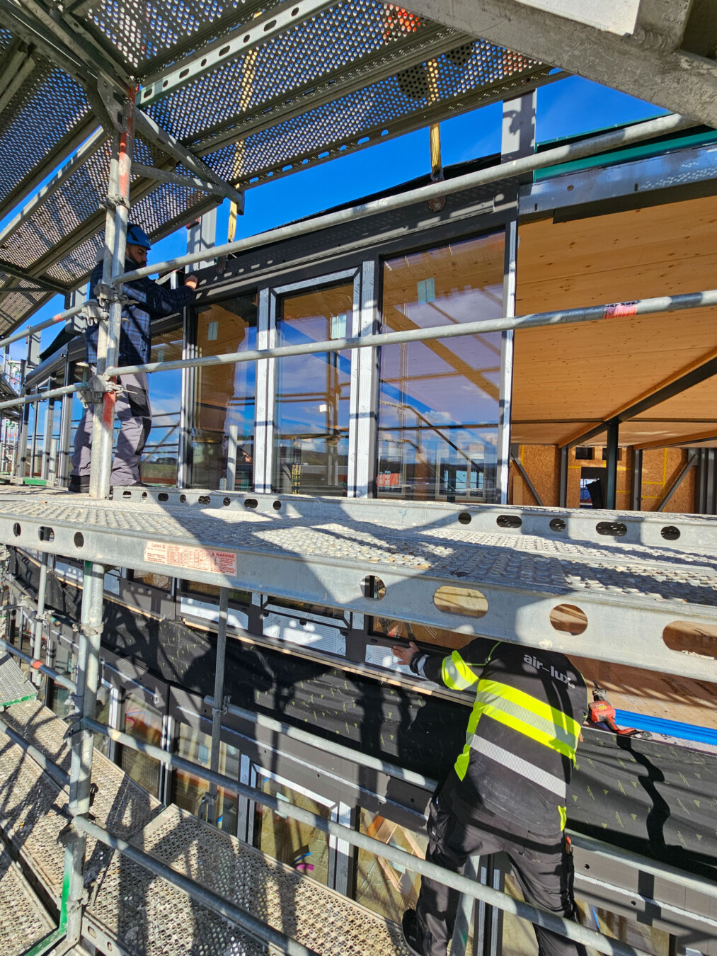 Krapf AG Referenz Objekt In Arbeit Montage Kaserne Auenfeld 3