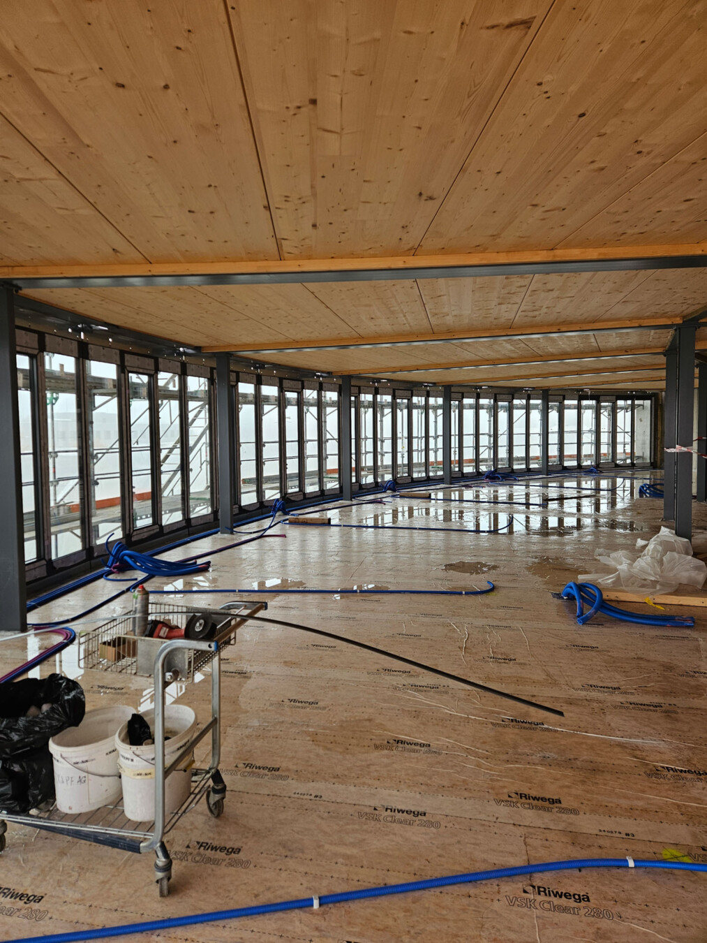 Krapf AG Referenz Objekt In Arbeit Montage Kaserne Auenfeld Innen 3