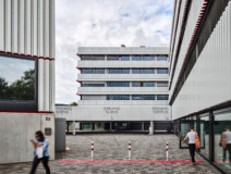 Krapf AG Referenz Sporttrakt 2 Winterthur Eingang