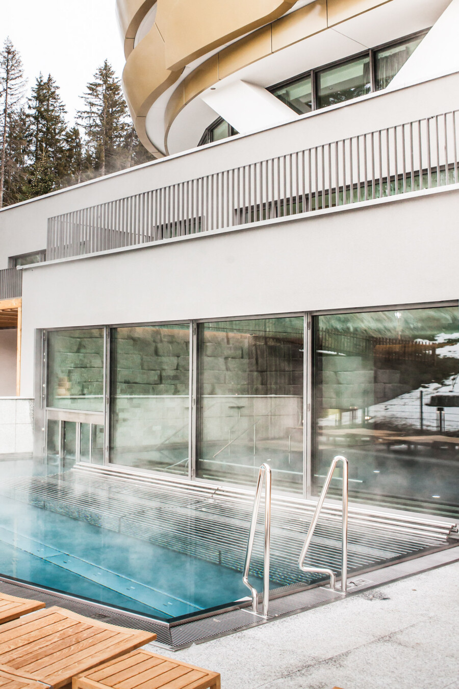 Krapf Referenz Intercontinental Davos Pool