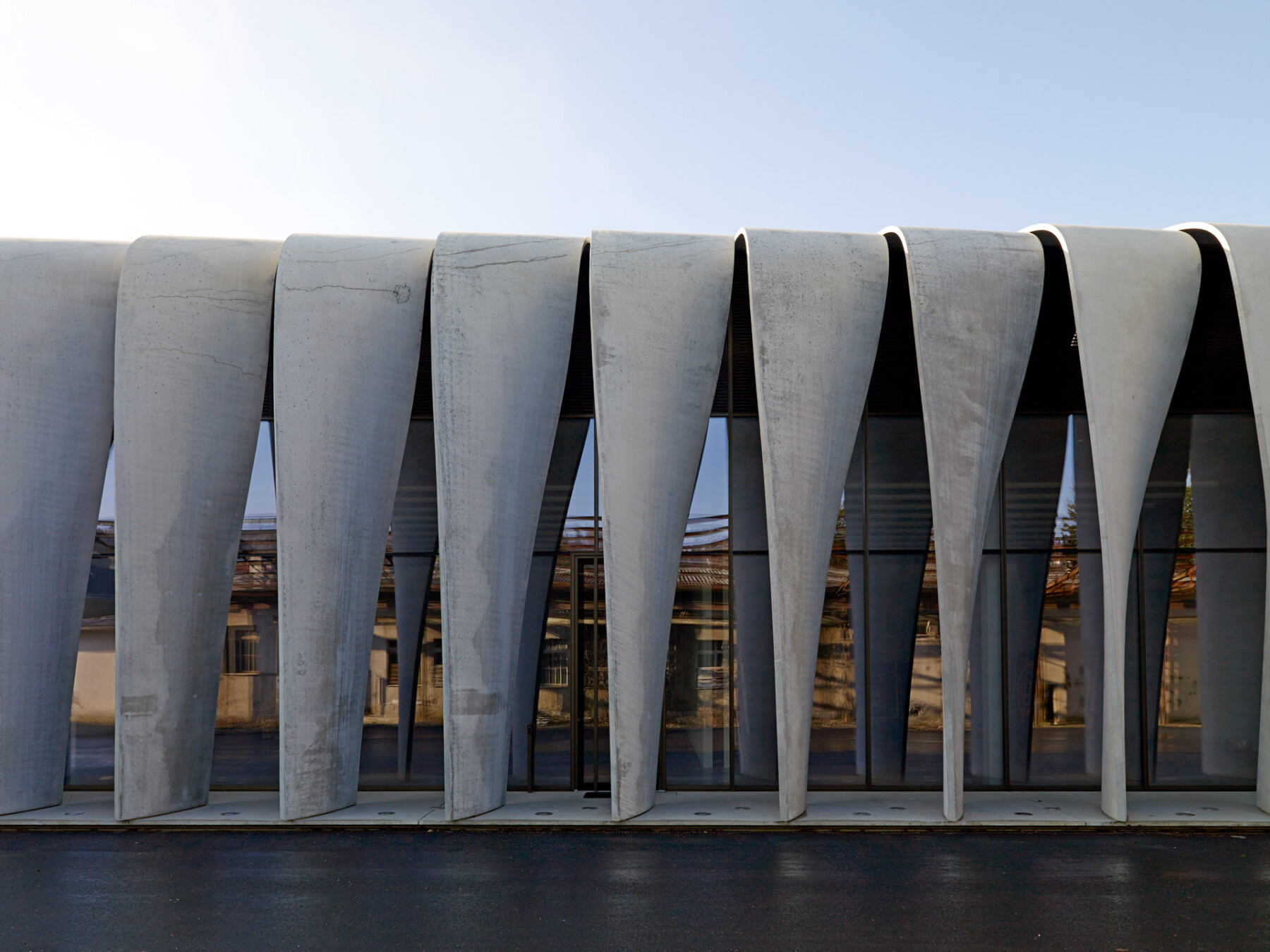 Krapf Referenz Galerie Bischofberger Papardellenfassade 1