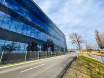 Krapf Referenz SFS Heerbrugg Aussen2